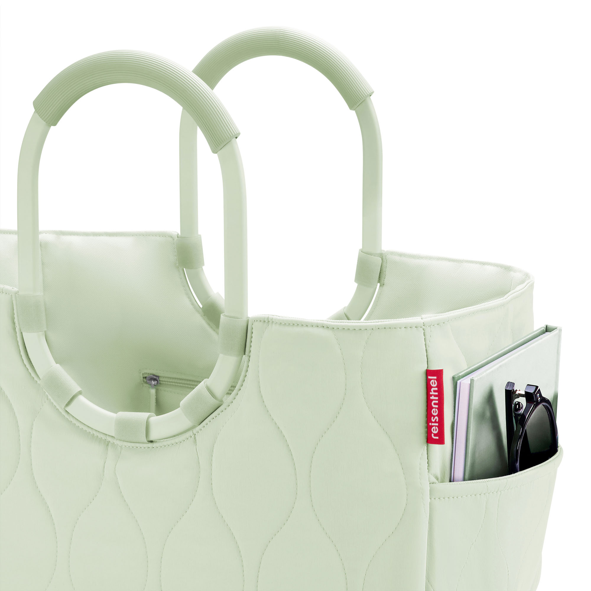 Shopper mit Ringgriffen von Reisenthel, Modell Loopshopper L, in Hellgrün mit Steppstruktur, von oben mit Innenfach und Flaschenhalter