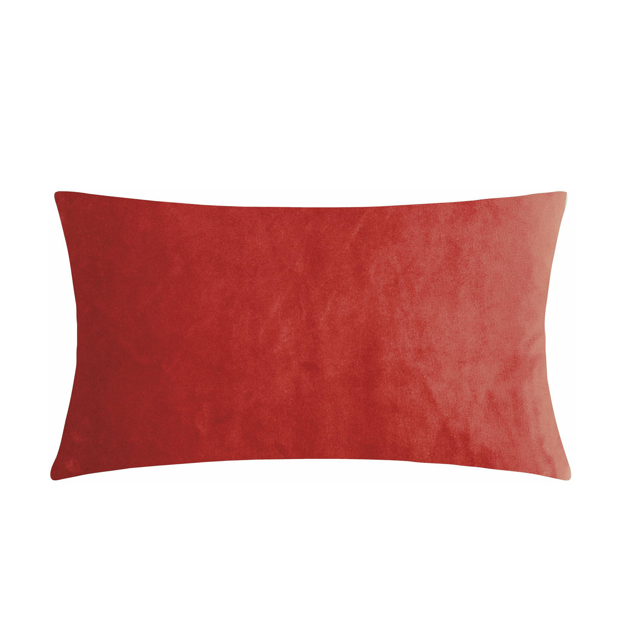 Kissenhülle Smooth in Rot, 25 × 50 cm, frontal freigestellt mit einfarbiger samtig wirkender Oberfläche.