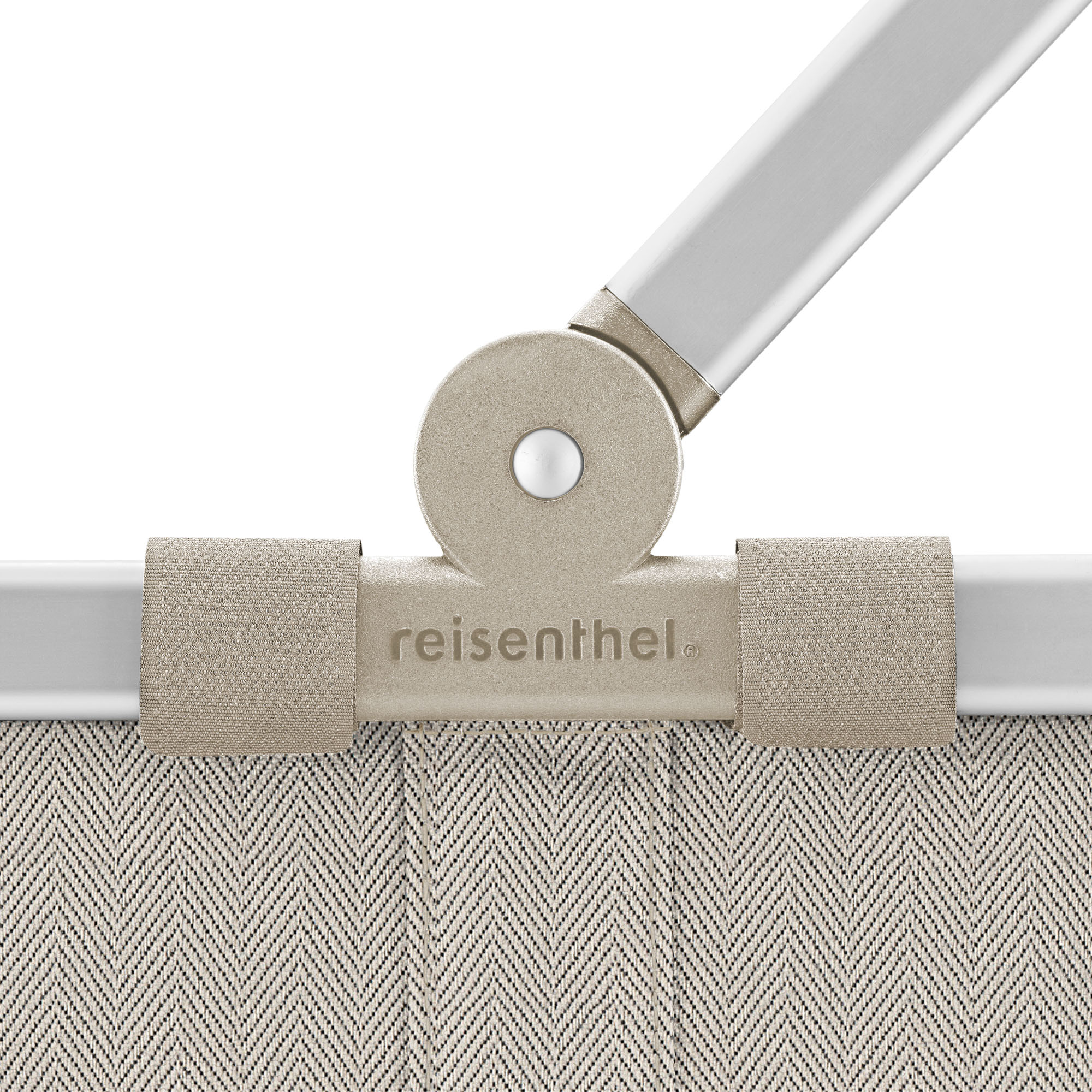 Detailansicht des Reisenthel Einkaufskorbs mit Aluminiumrahmen und Fischgrätmuste