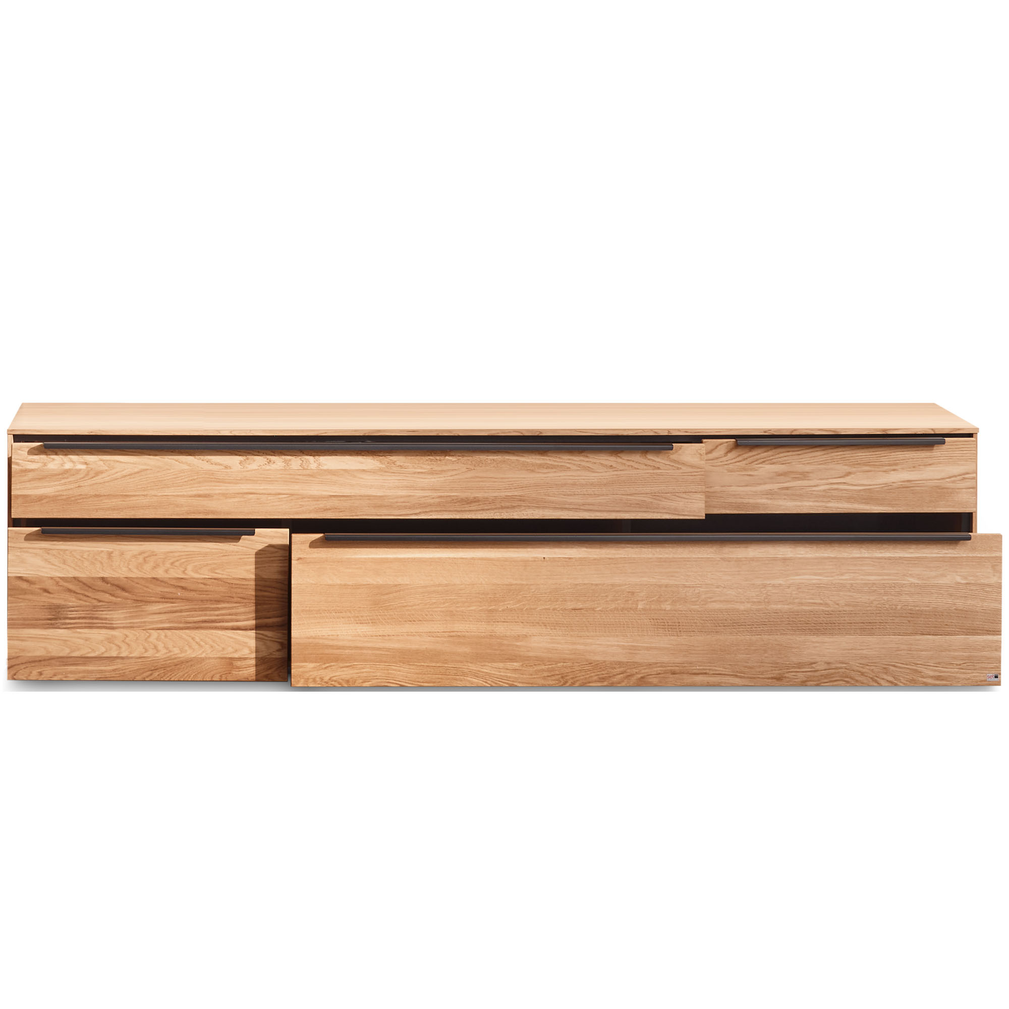Lowboard Musterring Set One Jackson in Eiche mit geöffneten Schubladen und Auszügen zur Darstellung des Stauraums
