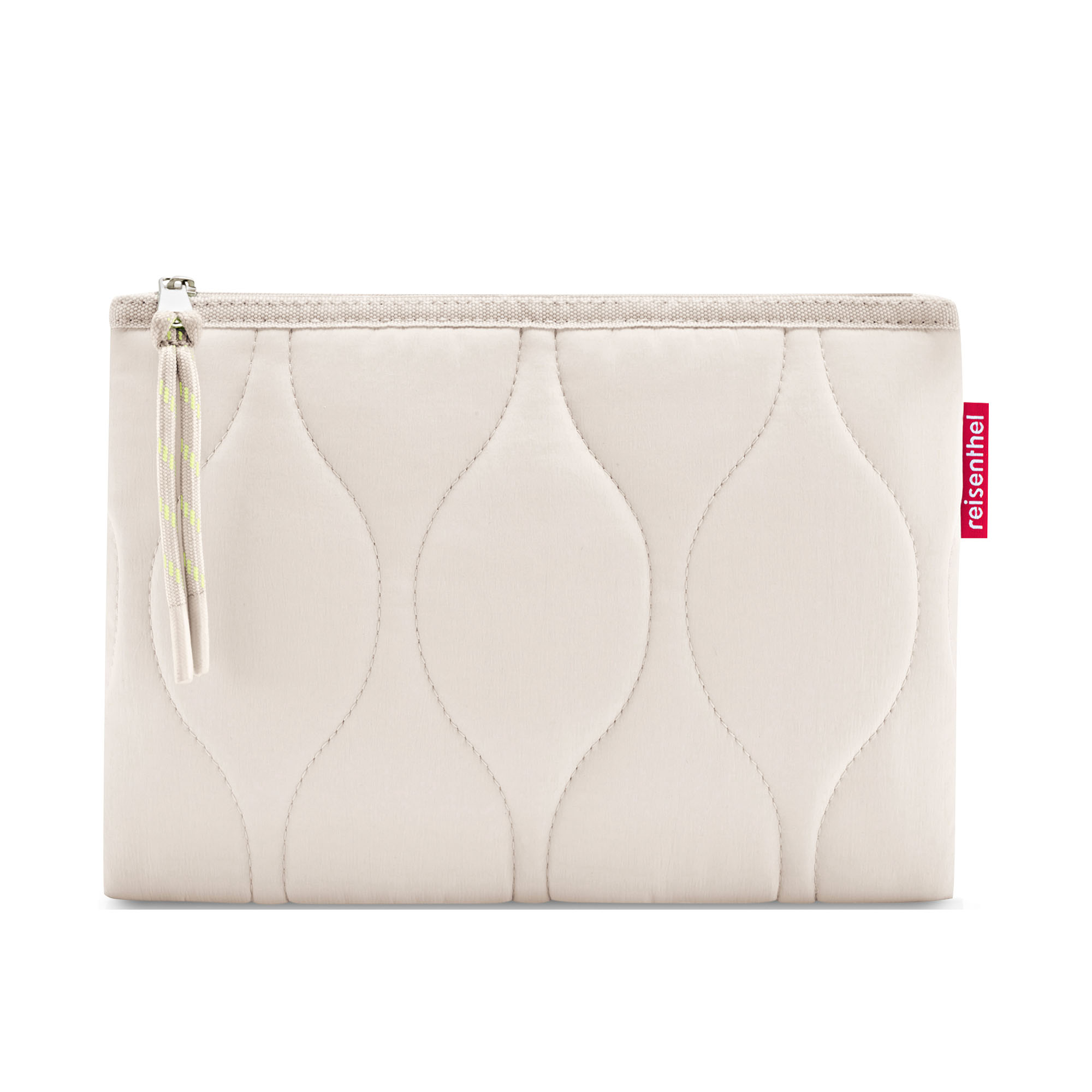 Reißverschlusstasche von Reisenthel, Modell Case 1, in hellem Steinbeige mit Steppstruktur, frontal mit geschlossenem Reißverschluss