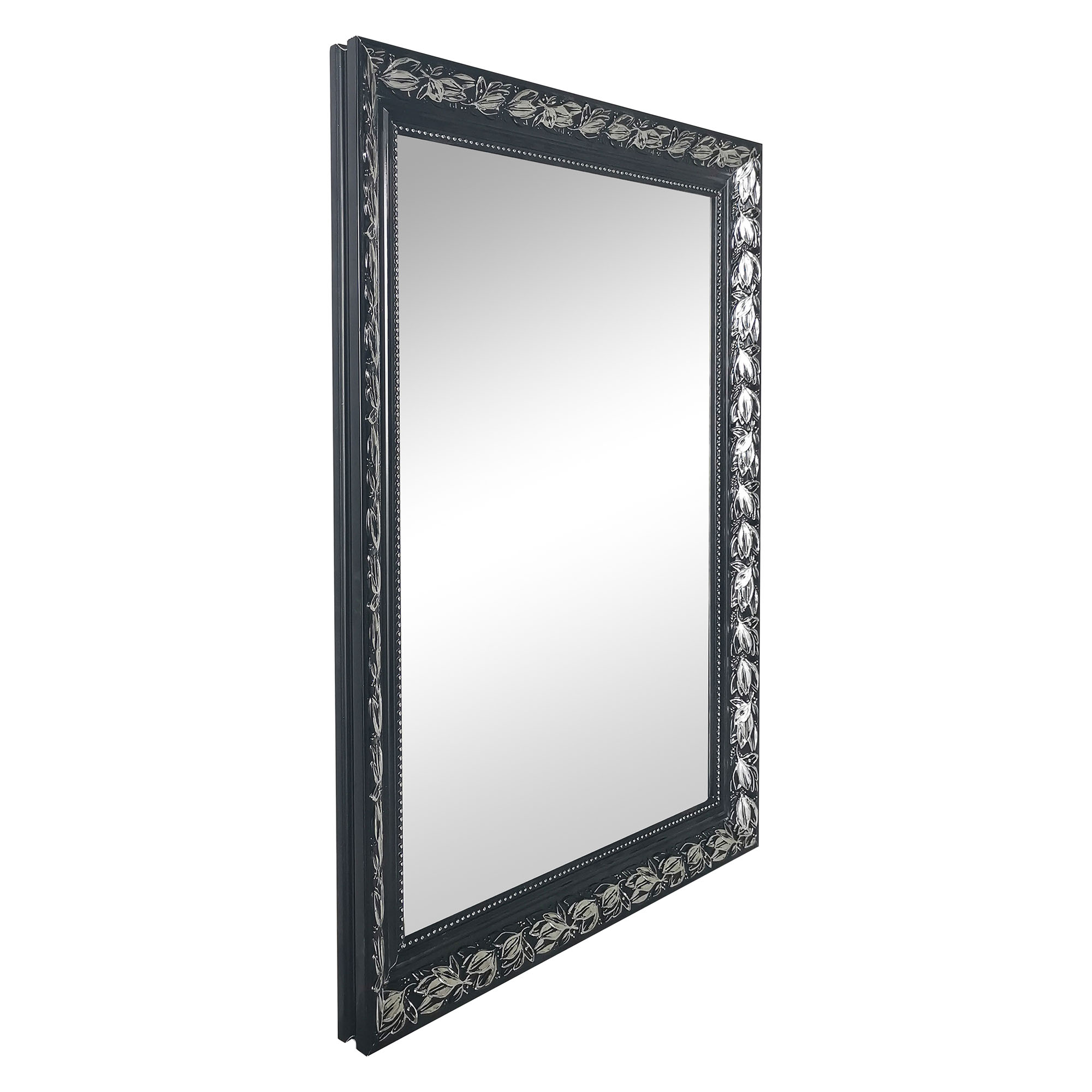 Spiegel Sonja in Schwarz-Silber, freigestellt in vollständiger Ansicht; zu sehen ist die rechteckige Spiegelfläche mit ornamentiertem Rahmen; Maße ca. 55 x 70 x 3,5 cm.