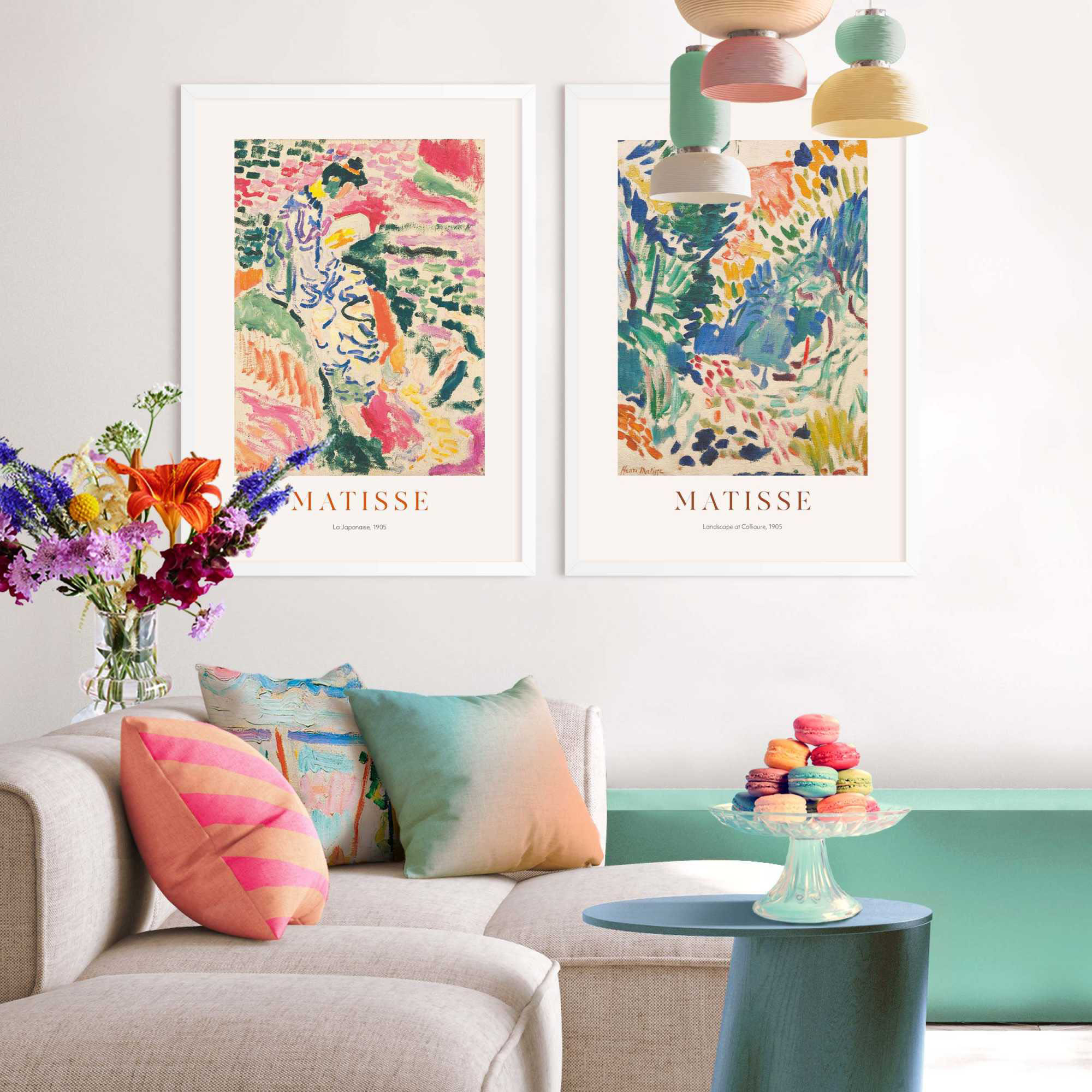 Das Wandbild „Matisse Garden Colours“, 50 × 70 cm, ist zusammen mit weiteren Motiven als Bilderwand in einem eingerichteten Raum zu sehen.