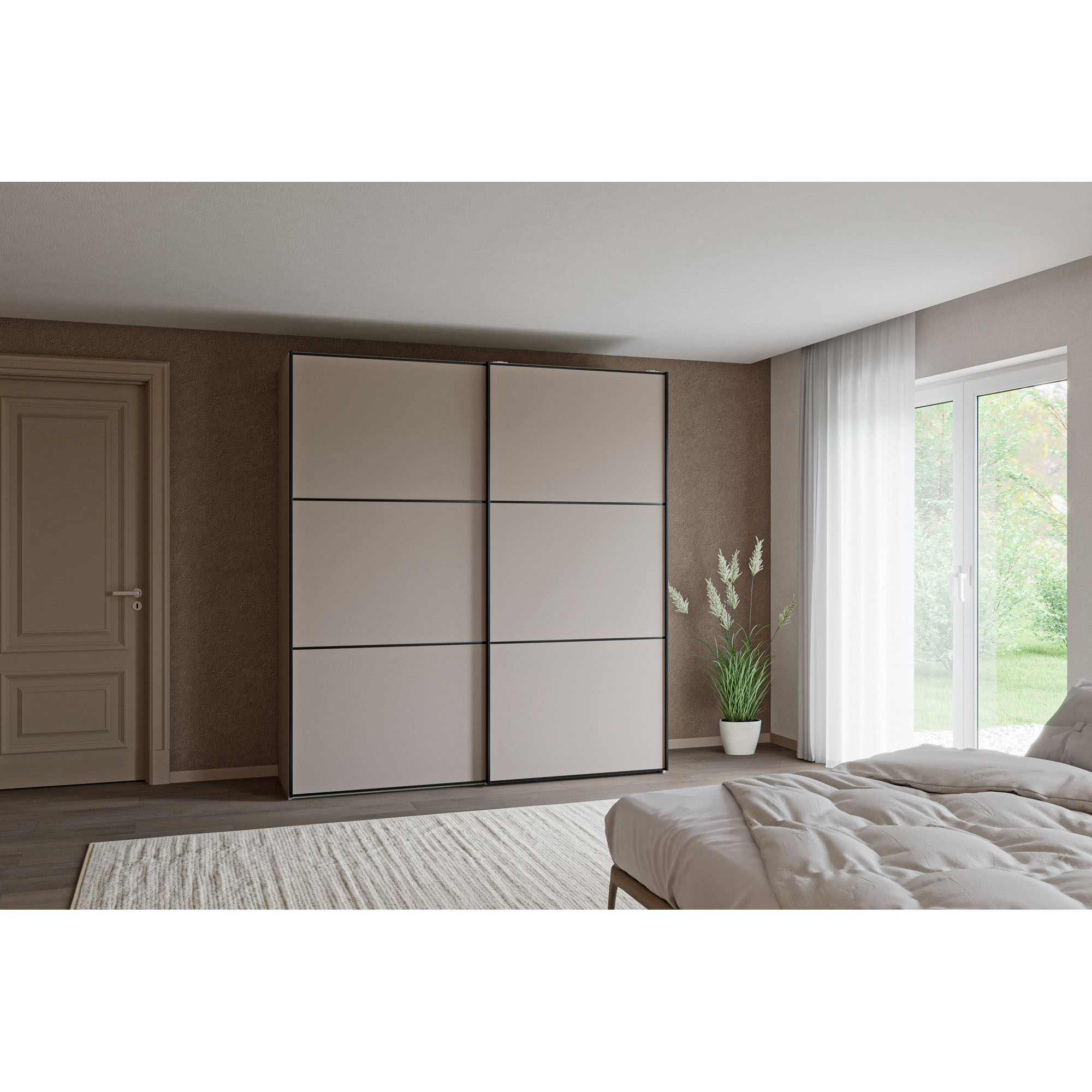 Schwebetürenschrank mit geschlossenen Türen in einem eingerichteten Schlafzimmer