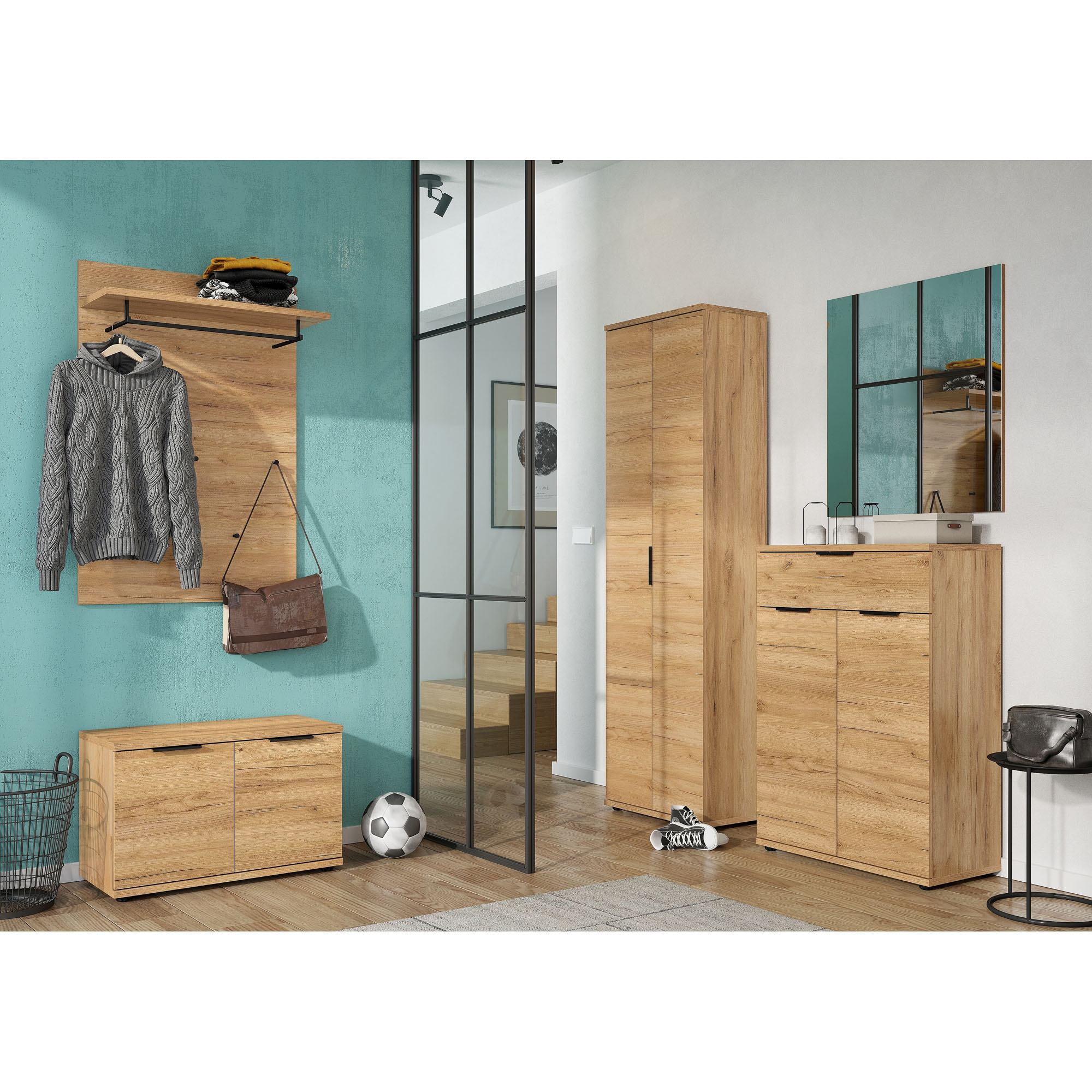Hoher Garderobenschrank in Holzoptik platziert in einem modern eingerichteten Flur