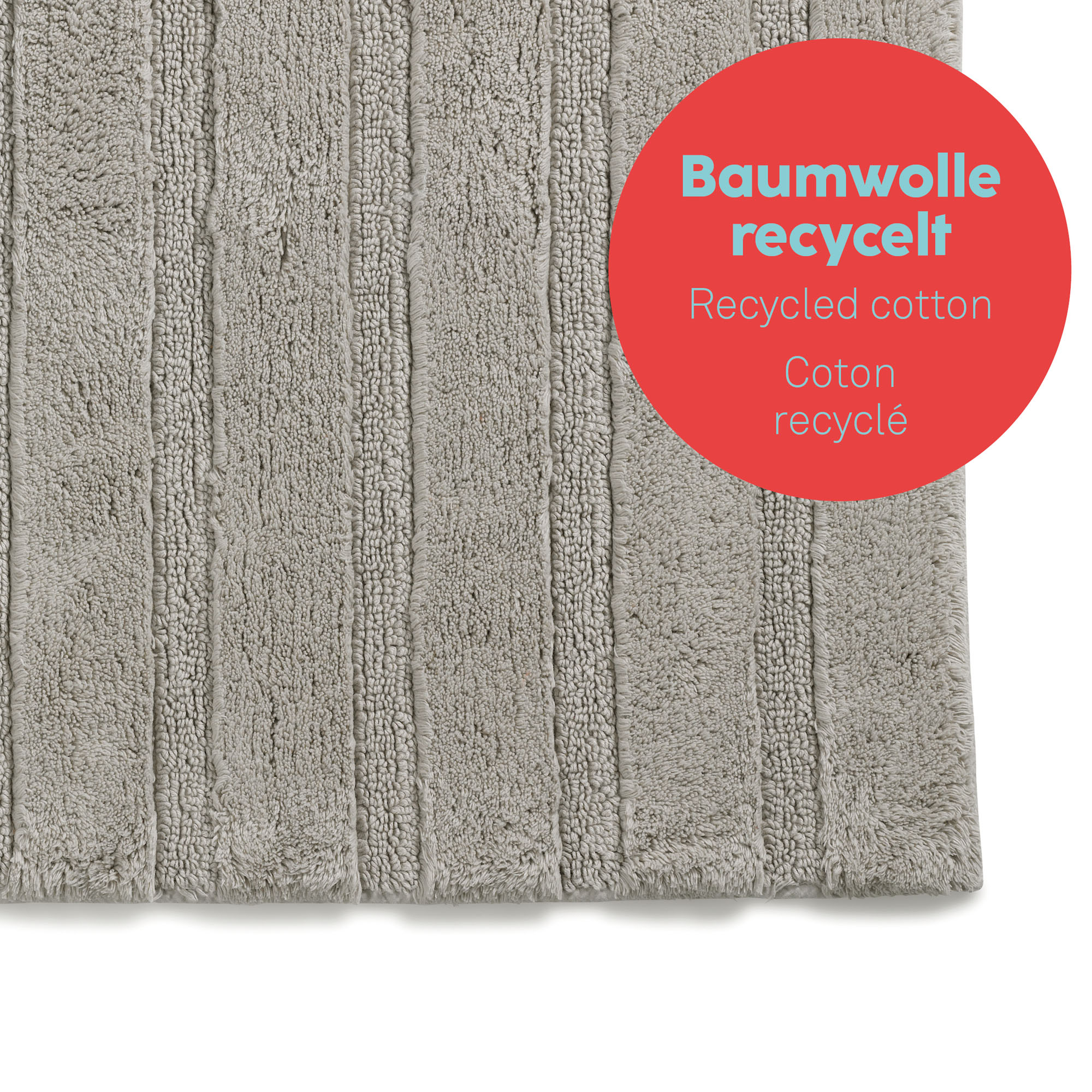 Detailansicht der silbergrauen Megan-Struktur; der rote Kreis kennzeichnet die Baumwolle als recycelt.