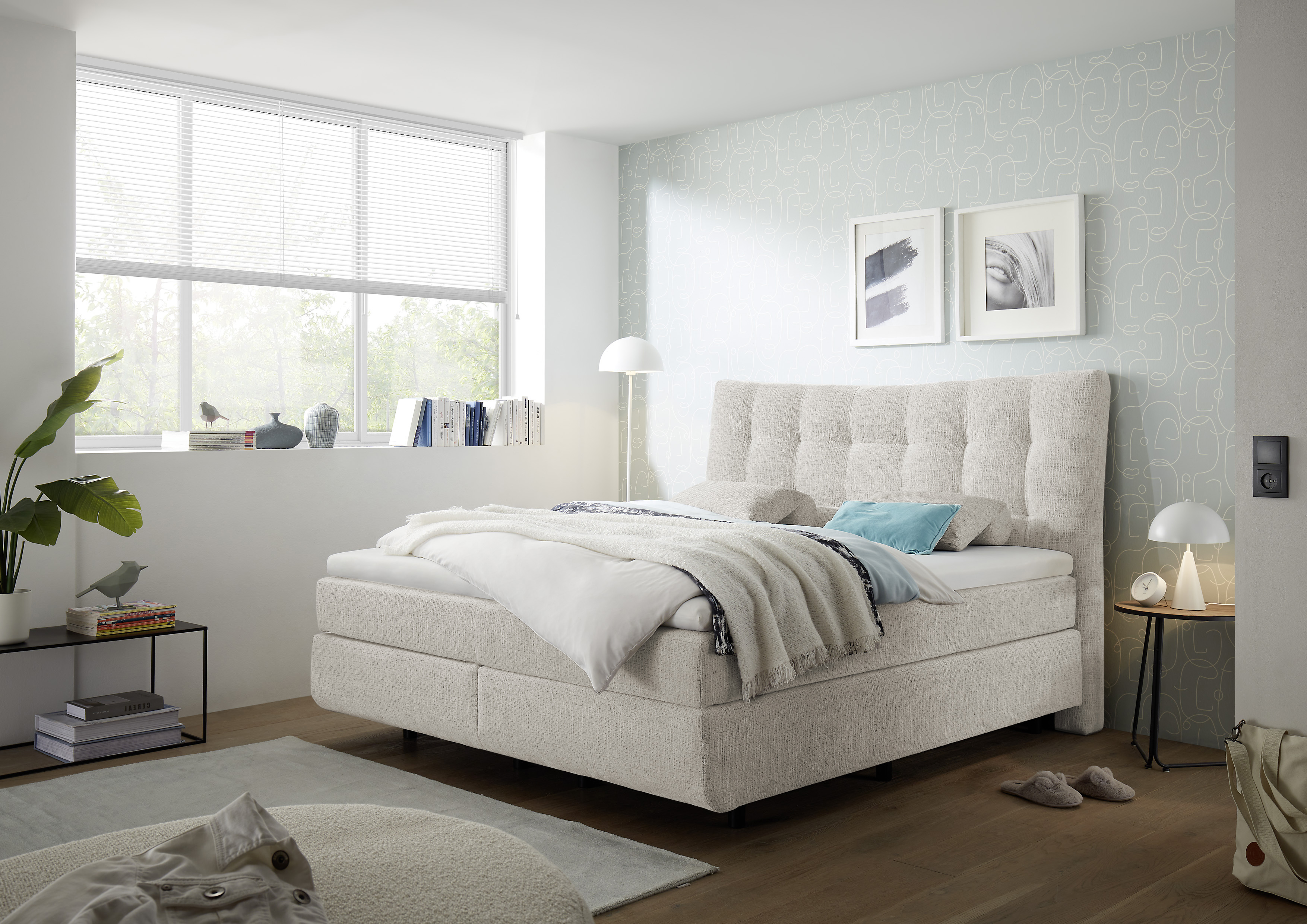 Boxspringbett in pearl mit 7-Zonen-Tonnentaschenfederkern und Geltopper