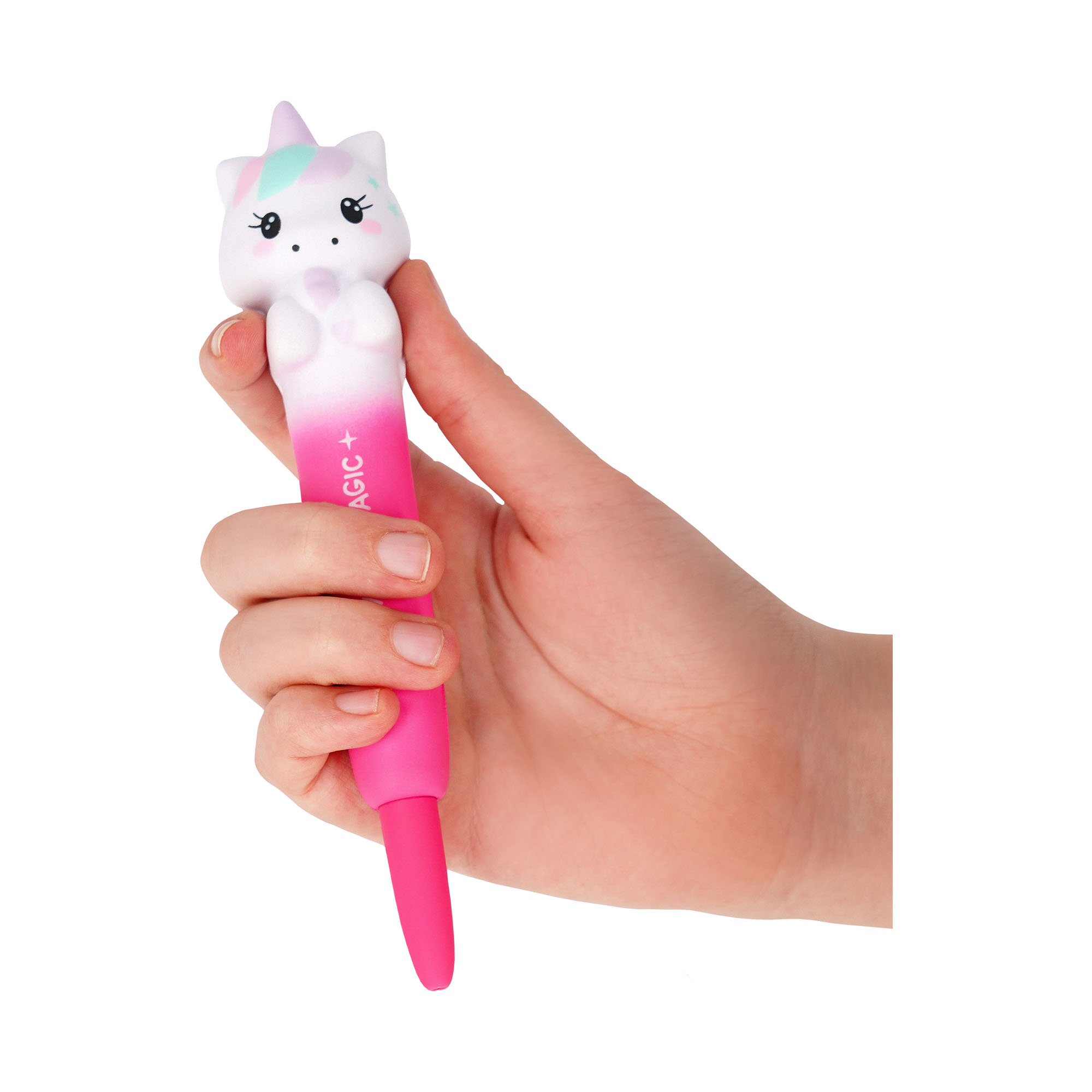 Pinker Gelstift mit weichem Einhorn-Aufsatz, aufrecht in einer Hand gehalten gezeigt.