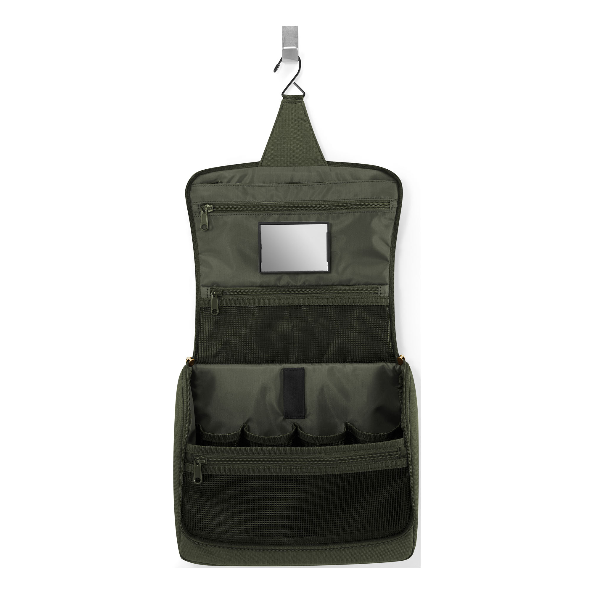 Kulturbeutel von Reisenthel, Modell Toiletbag XL, in Dunkelgrün mit goldfarbenen Metallteilen, geöffnet und aufgehängt mit Spiegel und mehreren Innenfächern.