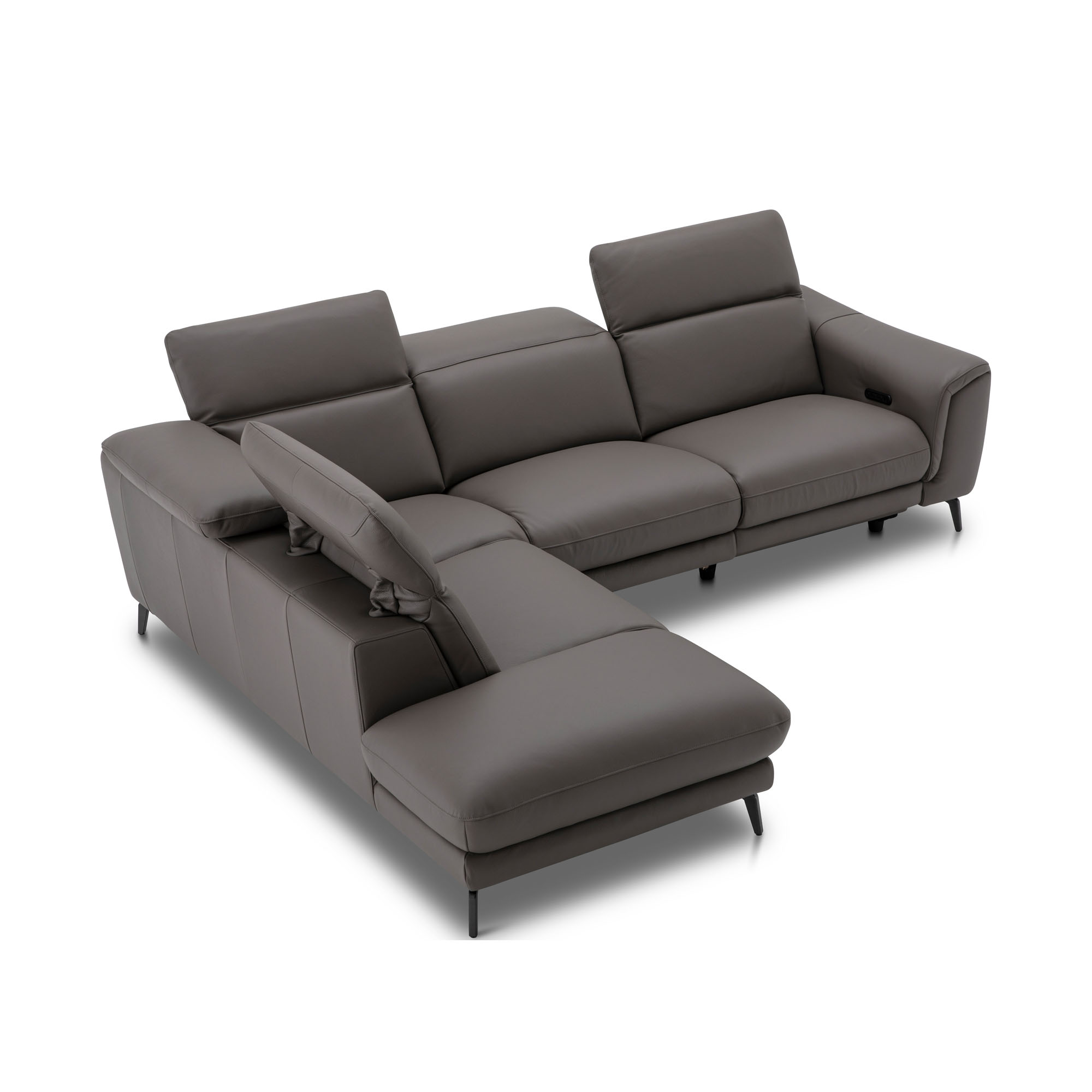 Graues Ecksofa mit verlängerter Sitzfläche und verstellbaren Rückenlehnen