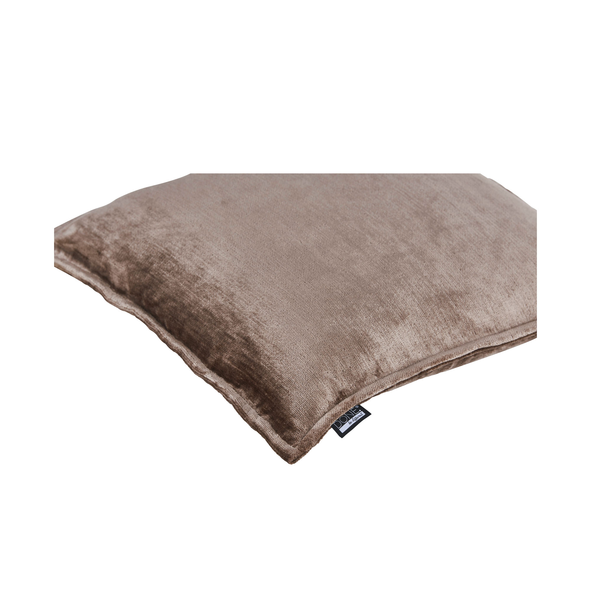 Kissenhülle Fame in Taupe, B/H/L ca. 45x1x45 cm, in einer dritten Ansicht dargestellt.