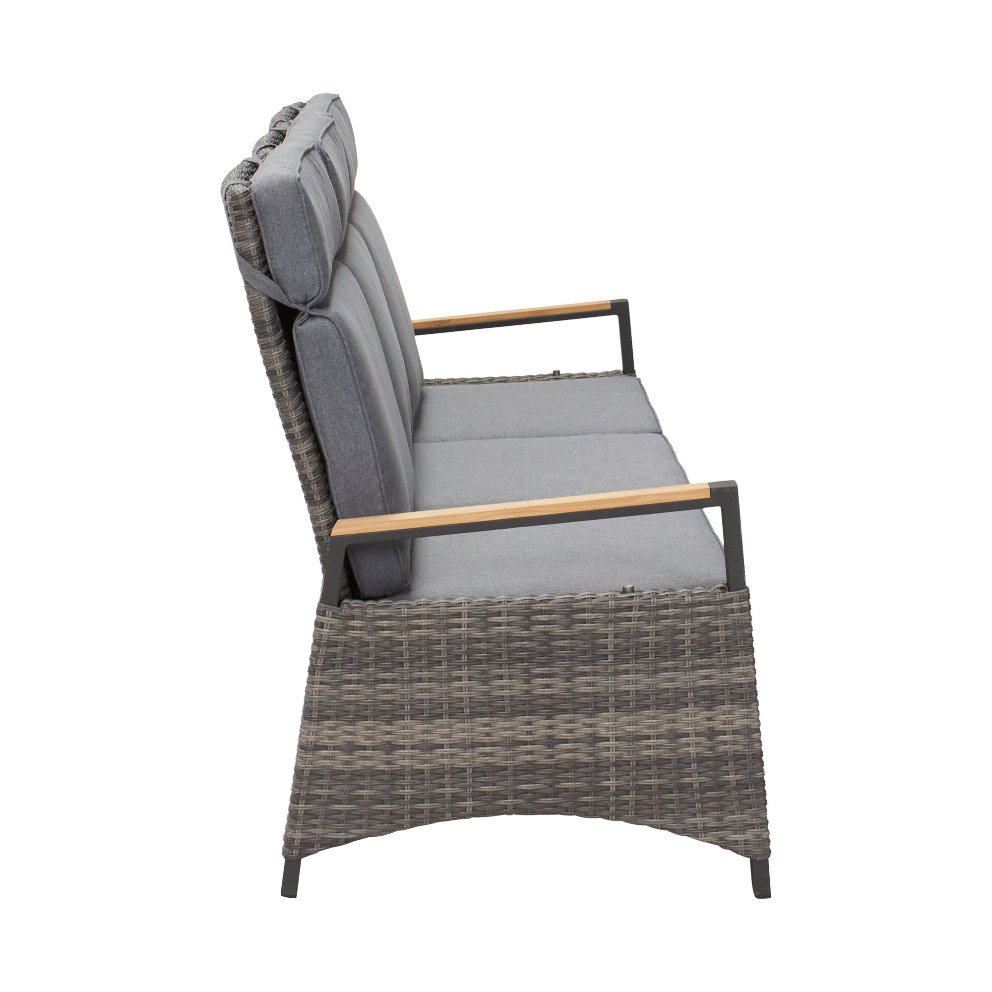 Gartensofa mit geflochtener Optik und Armlehne in seitlicher Ansicht vor weißem Hintergrund
