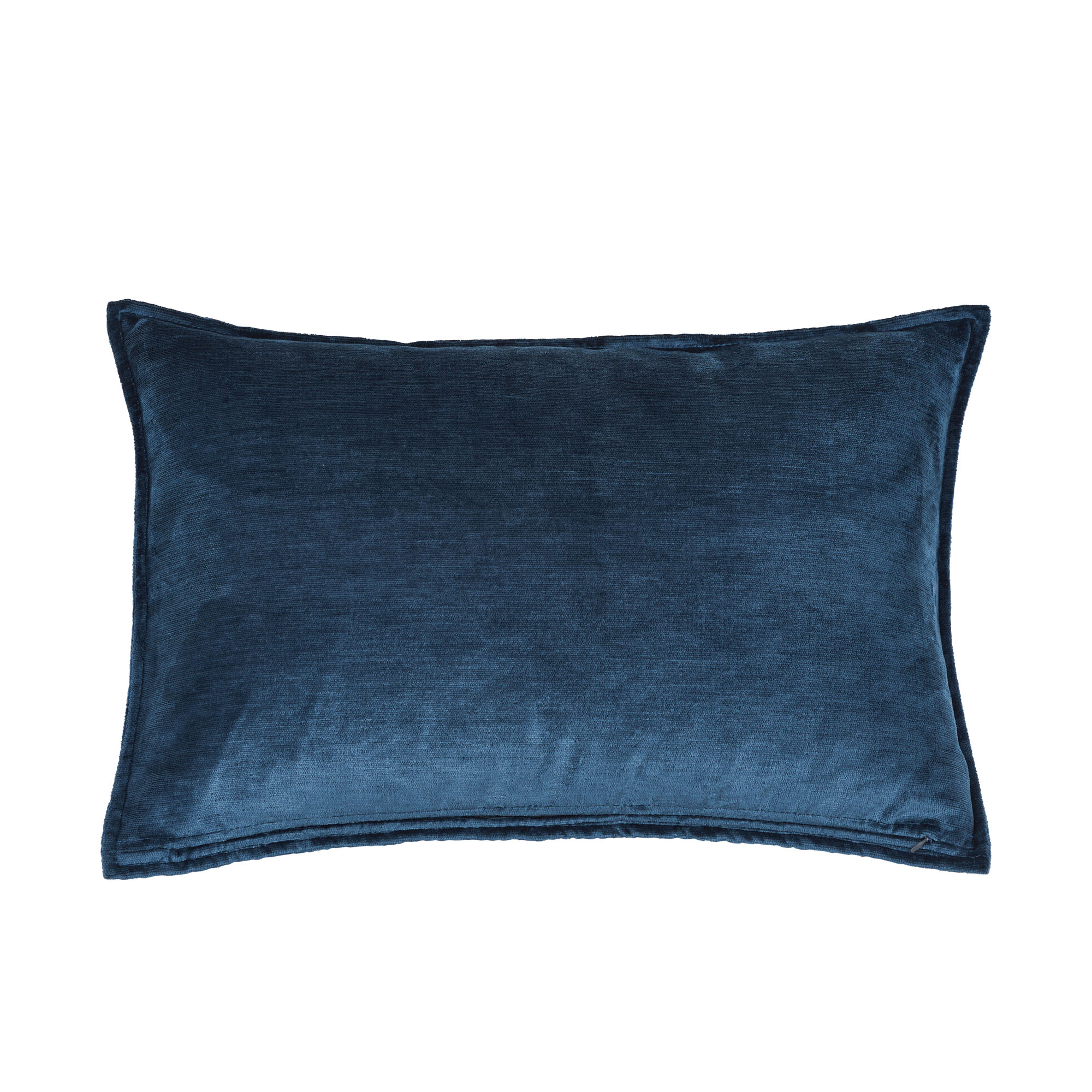 Kissenhülle Fame in Dark Blue, B/H/L ca. 40x1x60 cm, in einer zweiten Ansicht dargestellt.