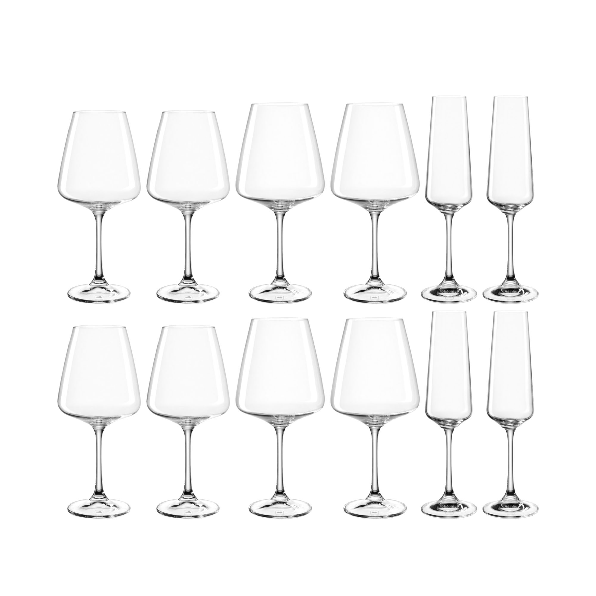 Set aus mehreren Wein und Sektgläsern aus klarem Glas symmetrisch angeordnet