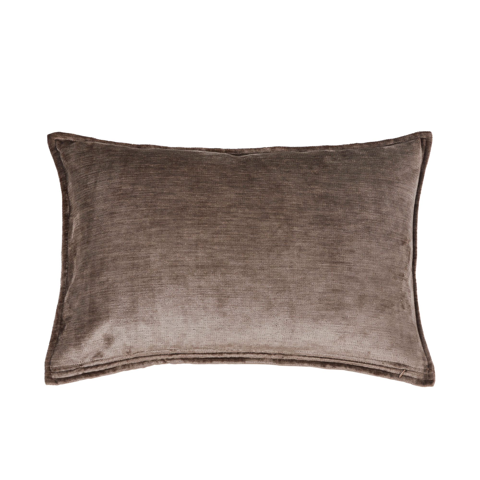 Kissenhülle Fame in Taupe, B/H/L ca. 40x1x60 cm, in einer zweiten Ansicht dargestellt.