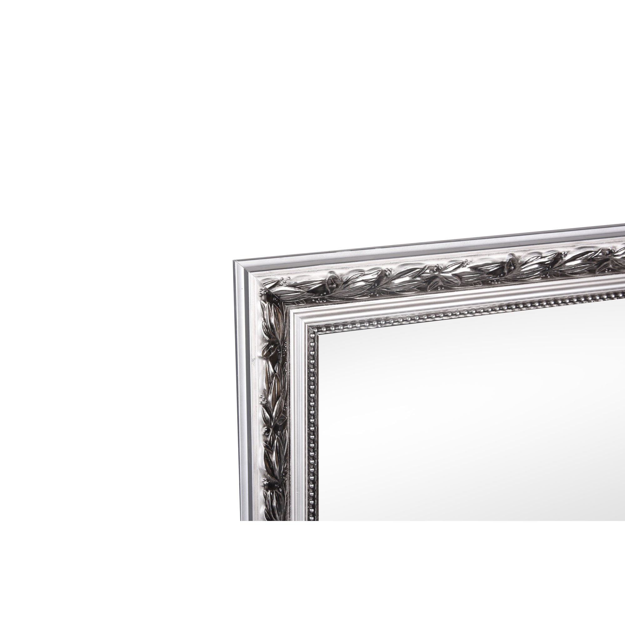 Spiegel Sonja in Silber, als Nahaufnahme von Rahmen und Spiegelkante; Maße ca. 50 x 150 x 3,5 cm.