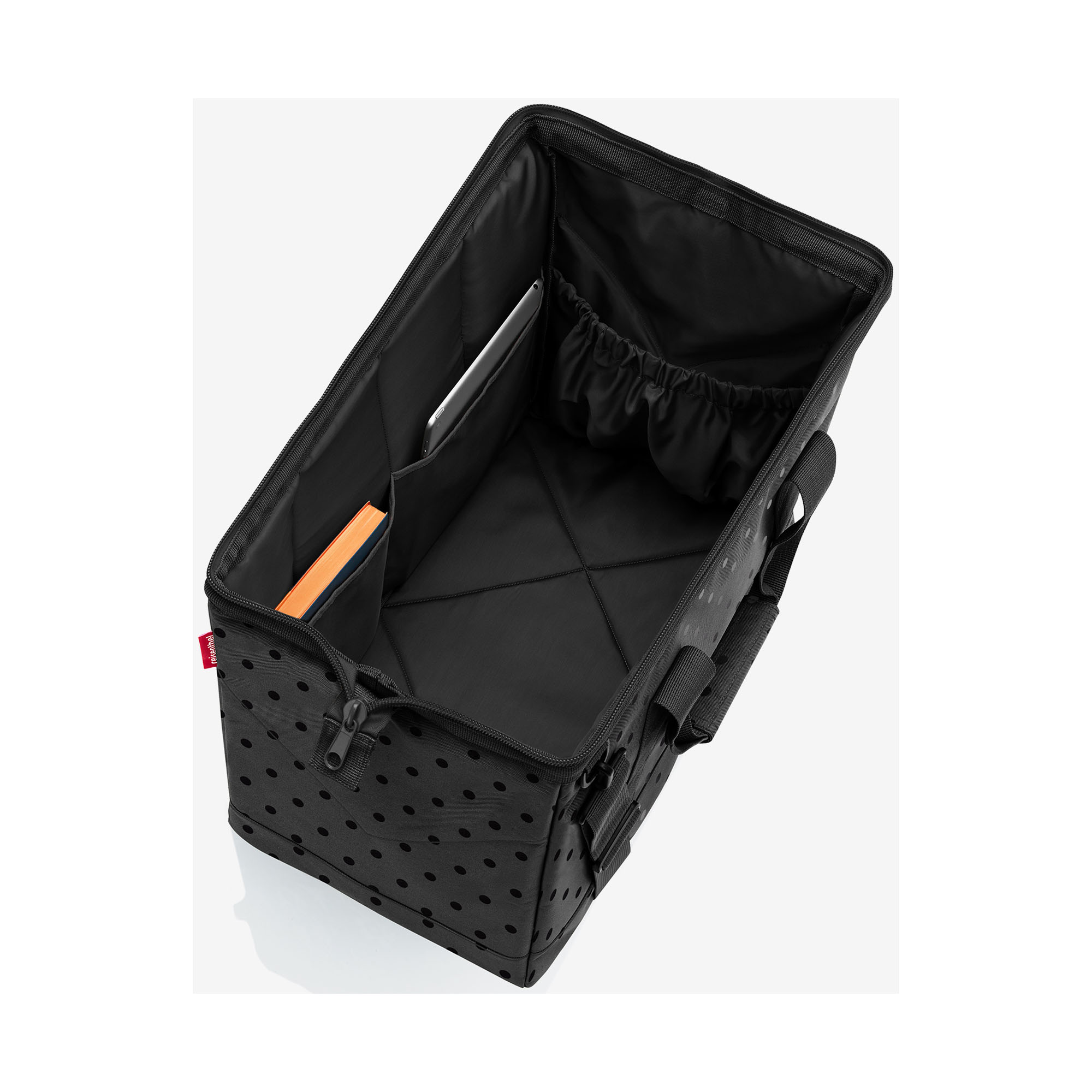 Geöffnete Reisenthel Reisetasche mit Innenfächern für Tablet und Zubehör