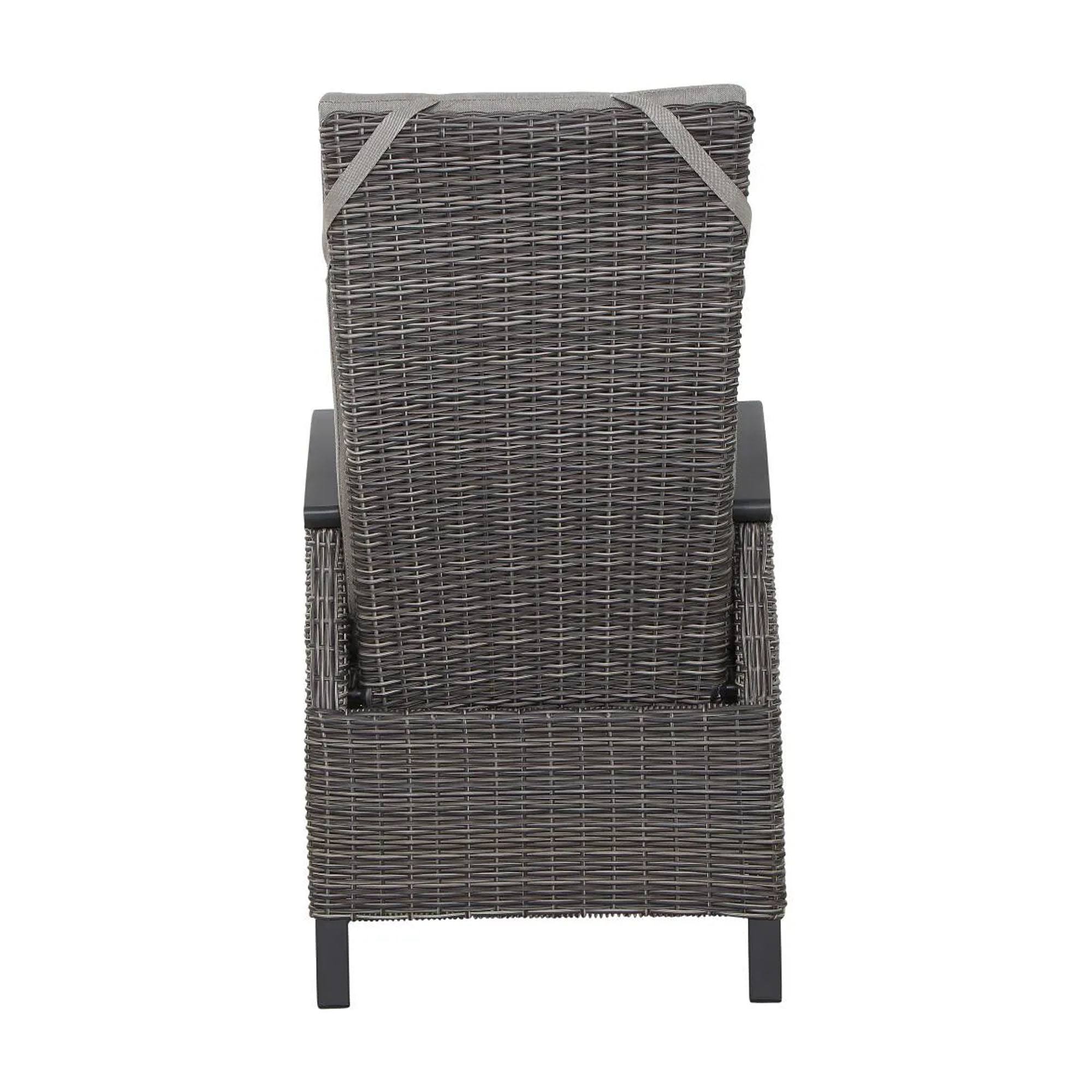 Rückansicht eines Gartenstuhls mit grauem Polyrattan-Geflecht und stabilen Beinen aus Metall.