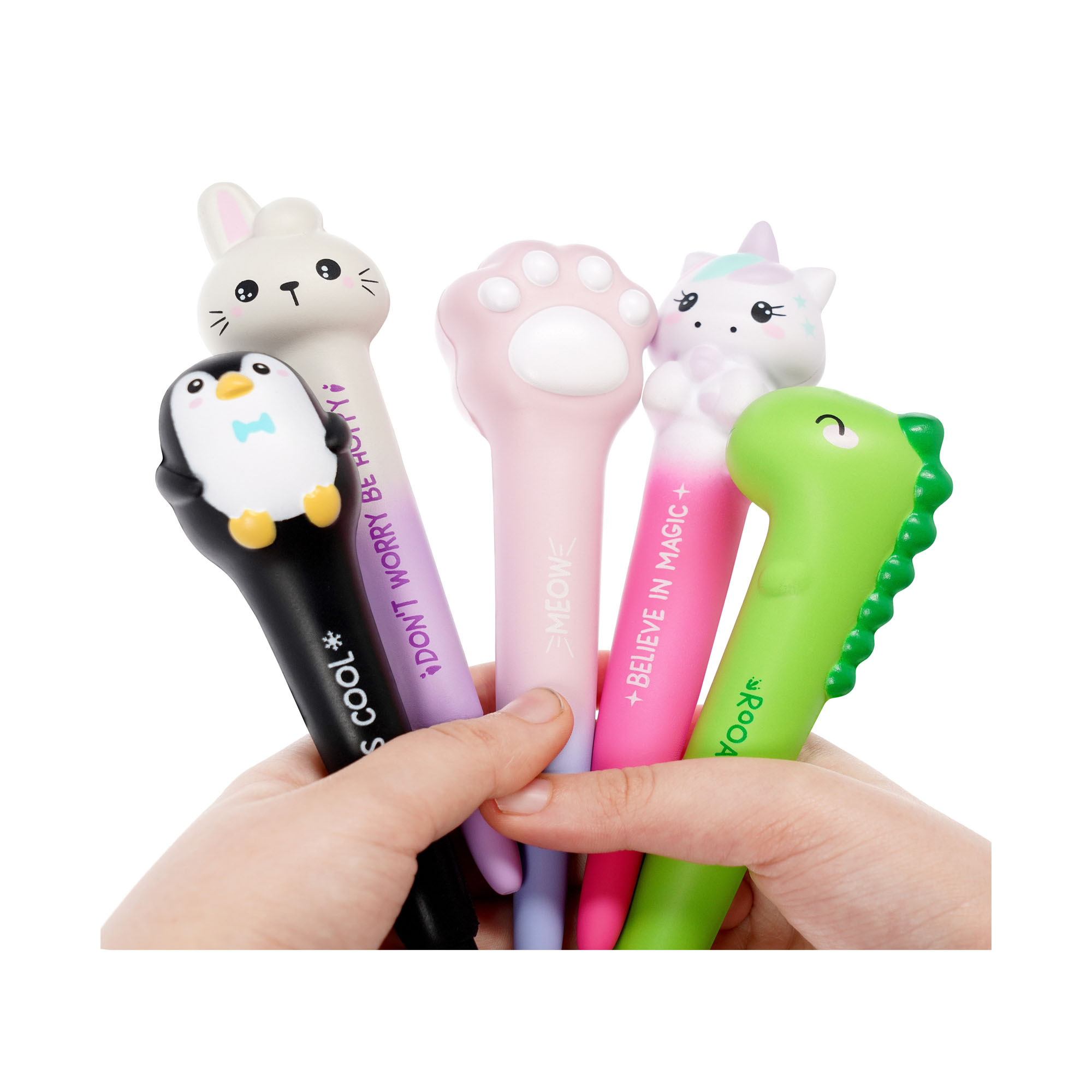 Pinker Gelstift mit weichem Einhorn-Aufsatz, zusammen mit vier weiteren Gelstiften in unterschiedlichen Tierdesigns in einer Hand gezeigt.