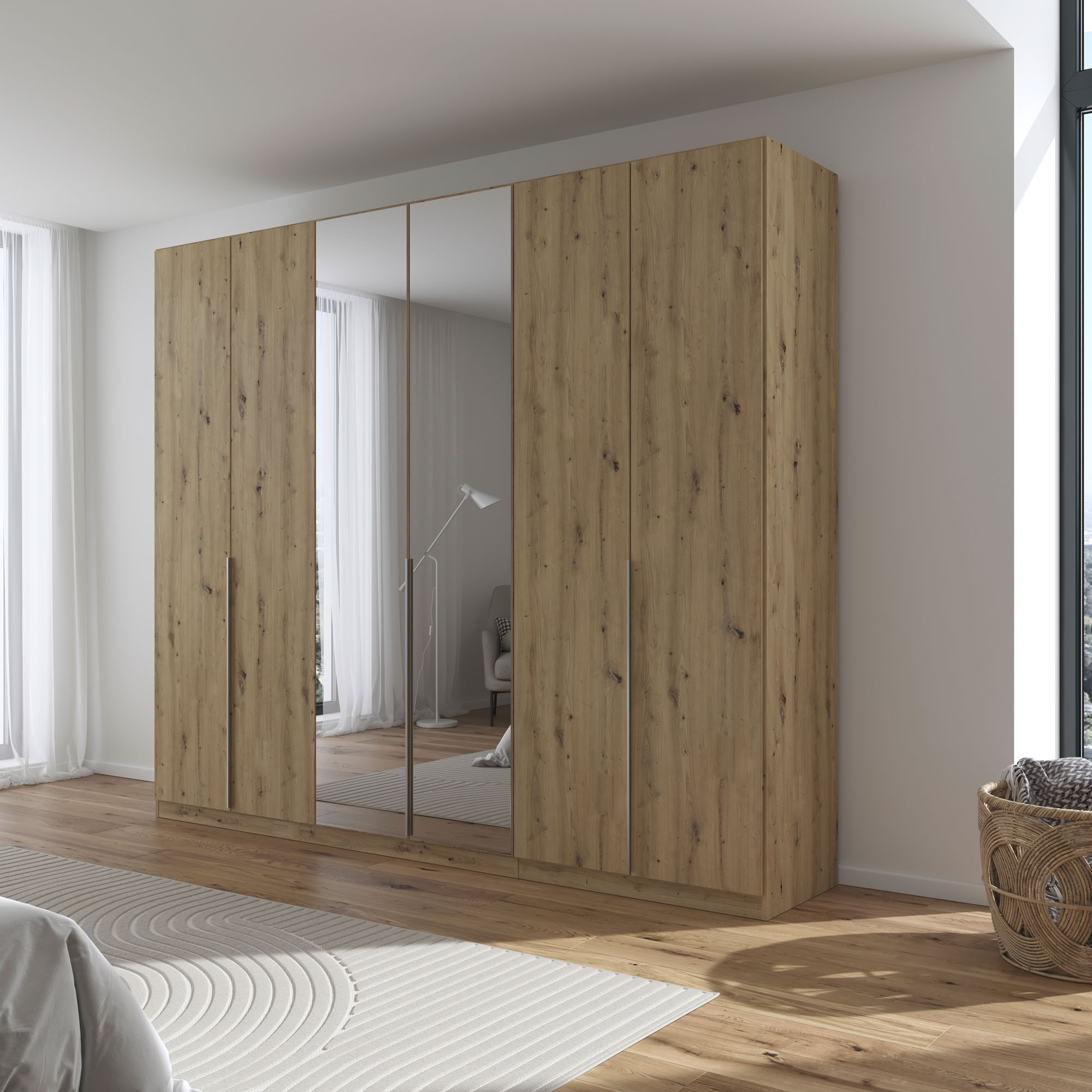 Kleiderschrank in Eiche Artisan mit Spiegeltüren in einem hellen Schlafzimmer mit Holzfußboden und moderner Einrichtung