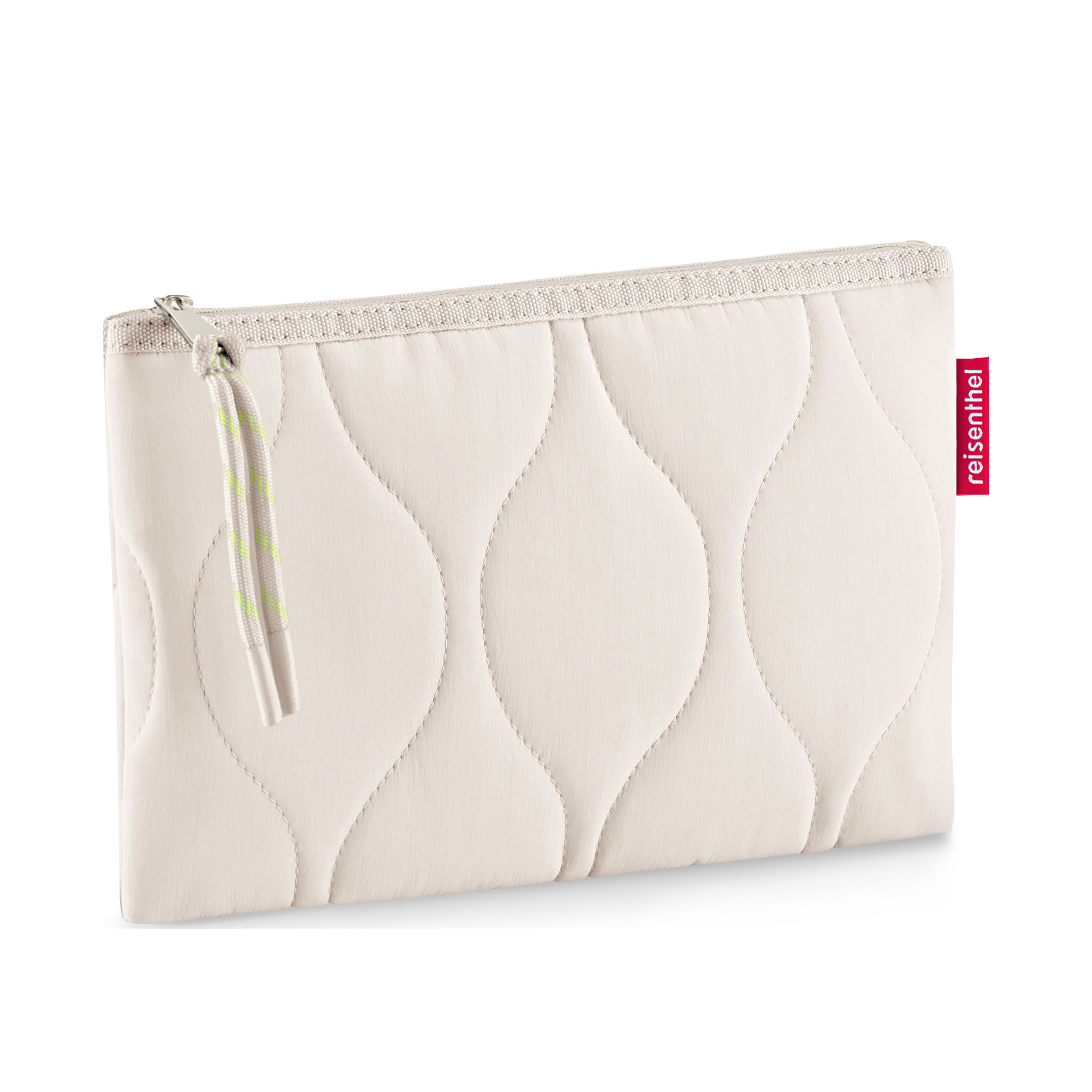 Reißverschlusstasche von Reisenthel, Modell Case 1, in hellem Steinbeige mit Steppstruktur, schräg von vorn mit Reißverschluss