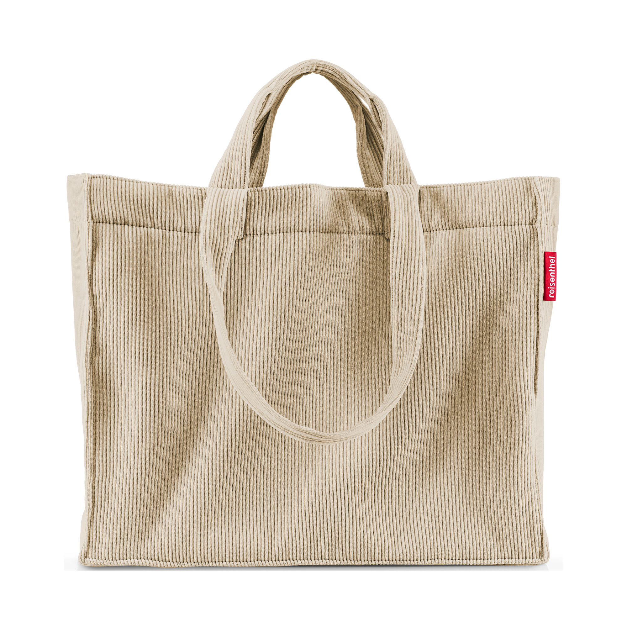 Große beige Reisenthel Shopper Tasche aus Cord mit langen Tragegriffen und schlichtem Design auf hellem Hintergrund