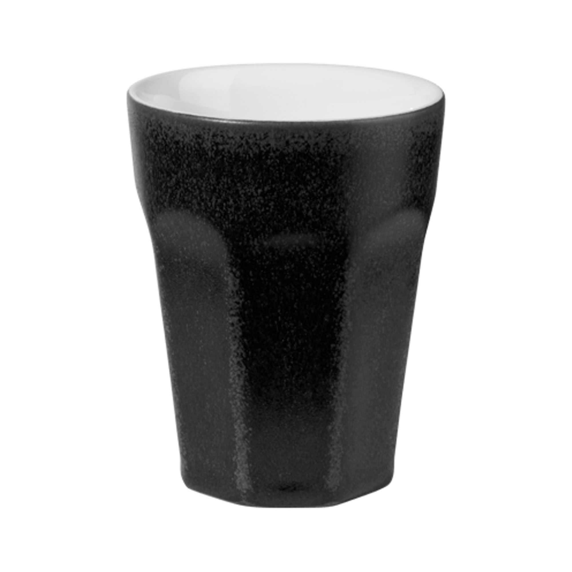 Becher Cappuccino der Serie Grande, Farbe Schwarz matt, freigestellt auf hellem Hintergrund.