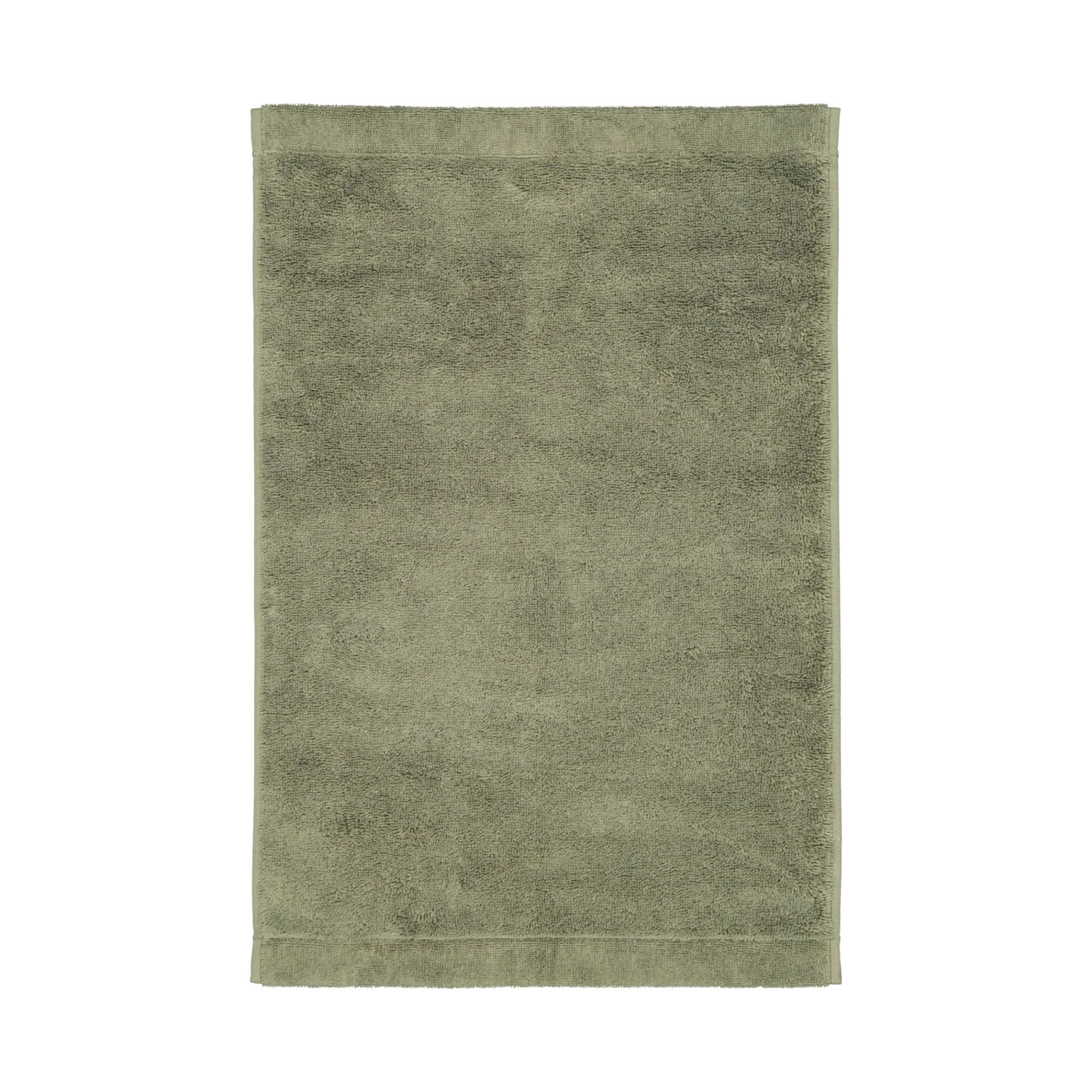 Gästetuch in der Farbe Field, flach auf weißem Hintergrund gezeigt; gleichmäßige Frotteeoberfläche und saubere Säume sind sichtbar.