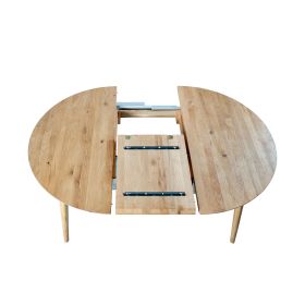 Draufsicht auf eine geschlossene runde Tischplatte aus Holz mit natürlicher Maserung