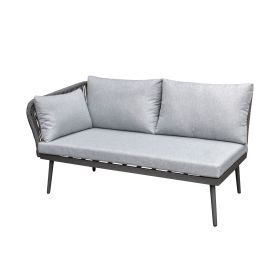 Gartensofa mit linker Armlehne und Sitzkissen in schräger Ansicht vor weißem Hintergrund