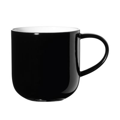 Henkelbecher der Serie Coppa, Farbe Schwarz glänzend, freigestellt auf hellem Hintergrund.
