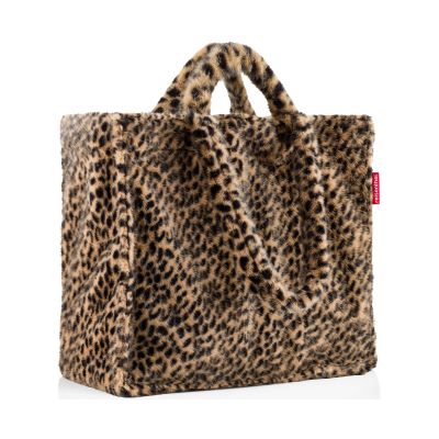 Shopper von Reisenthel, Modell Softshopper, in Braun und Schwarz mit Leopardenmuster aus Fellimitat, frontal mit sichtbaren langen Schulterhenkeln