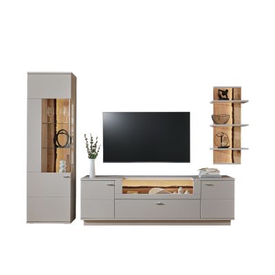 Wohnkombination mit beleuchtetem Hochschrank TV-Lowboard und zwei Wandregalen in heller Holzoptik