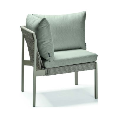 Gartenlounge Sessel mit Sitzkissen und Rückenkissen, frontale Seitenansicht, Gestell mit umlaufender Kordelbespannung an Rücken und Seiten