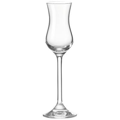 Leeres Likörglas mit schmalem Kelch und langem Stiel aus transparentem Glas