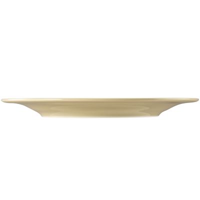 Tafelservice in Sandbeige. Darstellung: zusammengestellte Ansicht. Merkmale: Tassen und Teller mit feinen konzentrischen Rillen.