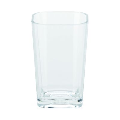 Transparenter Becher mit leicht schmal zulaufender Form auf weißem Hintergrund