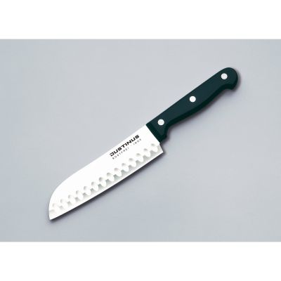Santoku 15 cm Küchenchef: Santokumesser mit Kullen und schwarzem vernieteten Griff schräg auf grauem Hintergrund.