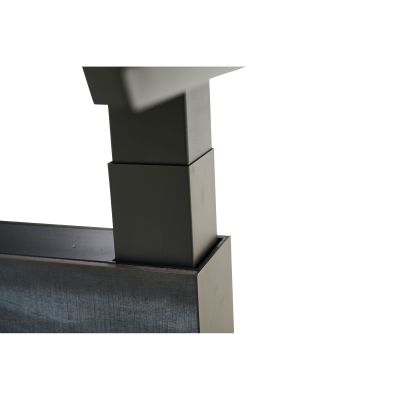 Nahaufnahme der Verbindung zwischen Tischplatte und Mittelsäule, dunkle Metall- und Holzoptikflächen sichtbar.