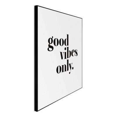 Seitliche Schrägansicht des Wandbilds „Good Vibes Only“, 50 × 50 cm; Profil, Kante und Tiefe des Bildes sind erkennbar.