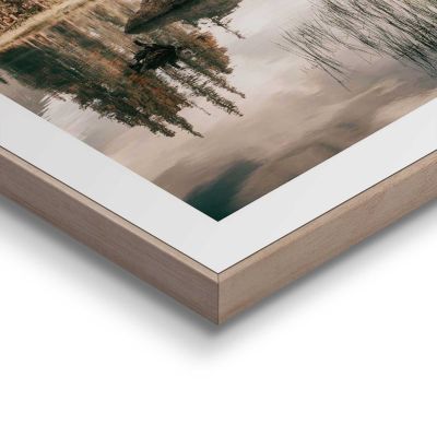 Detailaufnahme einer Ecke des Wandbilds „Spirit Island“, 30 × 40 cm; Oberfläche, Kante und Materialstärke sind sichtbar.