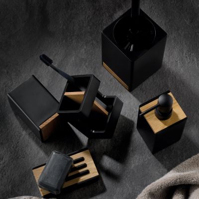 Becher Kela Cube Polyresin schwarz 7,0x7,0x11,0cm