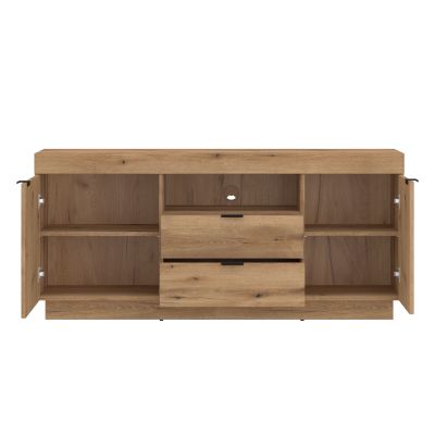 Geöffnetes Delamar TV-Lowboard in Eiche Artisan mit zwei Türen, zwei Schubladen, offenem Gerätefach und mehreren Ablageflächen für Multimedia und Wohnzubehör