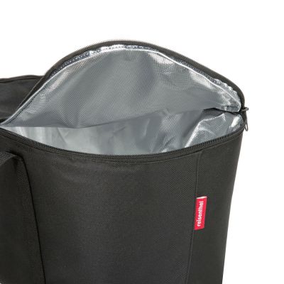 Geöffnete Reisenthel Kühltasche mit silberner Thermo-Innenbeschichtung