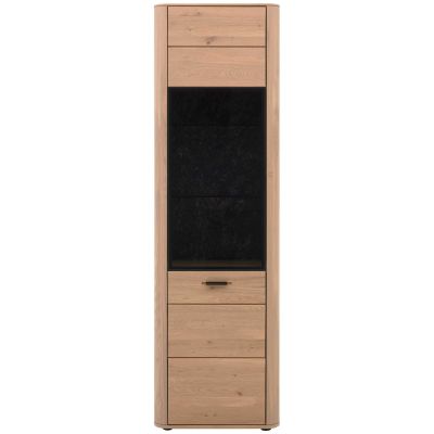 Interliving 2029 Vitrine mit Holztüren und mittigem Glasausschnitt in der Frontansicht