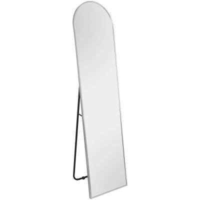 Standspiegel Britt in Silber, freigestellt in vollständiger Ansicht; zu sehen ist die hohe, schmale Form mit bogenförmig gerundetem oberen Abschluss und Standfuß; Maße ca. 40 x 160 x 4 cm.
