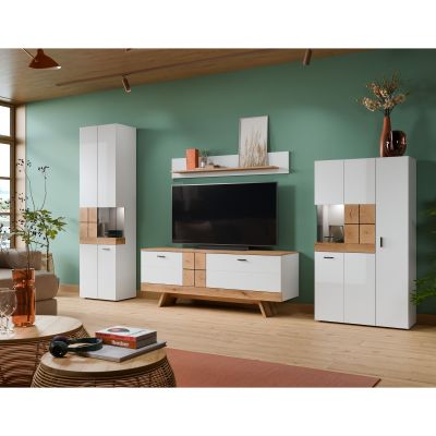 Moderne Wohnwand in Weiß mit Absetzungen in Eiche Artisan bestehend aus TV-Lowboard, Wandregal und zwei Vitrinenschränken