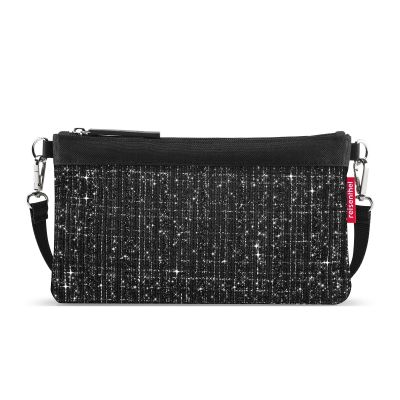 Kleine Umhängetasche von Reisenthel, Modell Mini Pouch, in Schwarz mit Bouclé-Struktur, von hinten mit Schultergurt