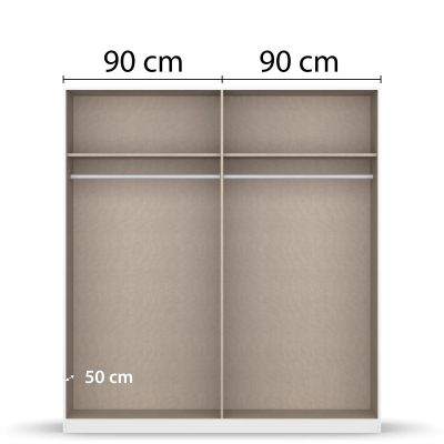 Innenansicht eines 4-türigen Kleiderschranks mit zwei großen Fächern, Kleiderstangen und Einlegeböden, jeweils 90 cm breit