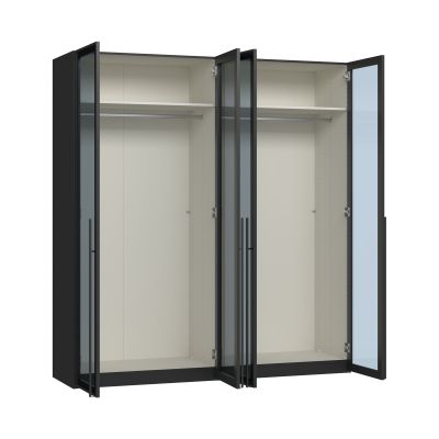 Drehtürenschrank mit geöffneten Glastüren und Innenraum mit Kleiderstangen